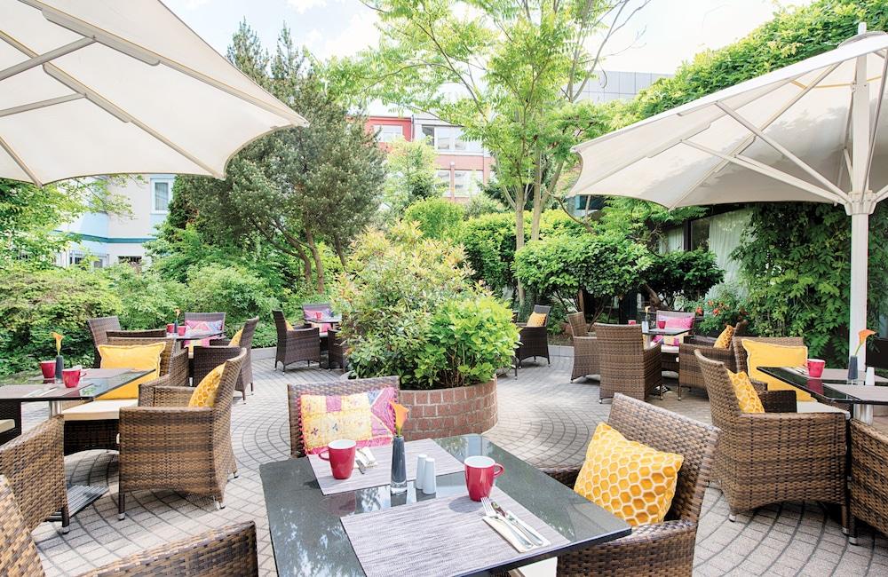 Leonardo Center Hotel 4*